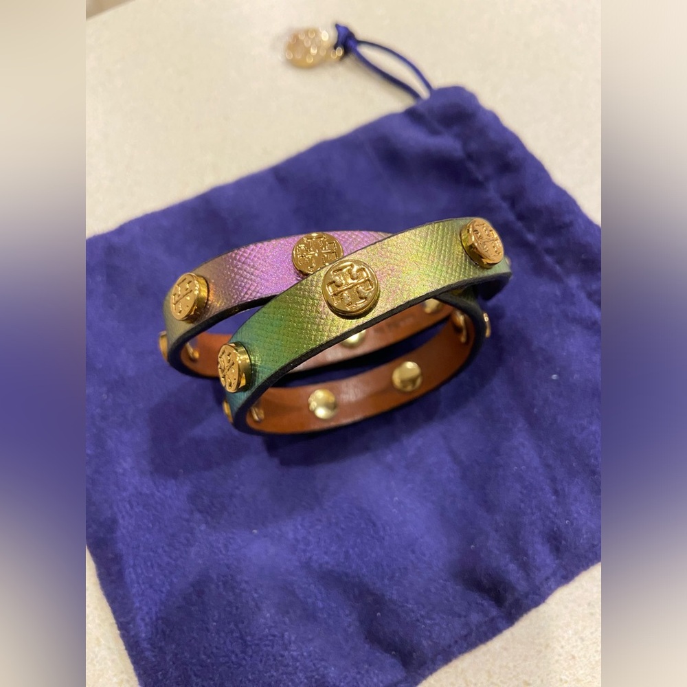 Authentic Tory Burch leather double wrap bracelet iridescent metallic 💜💚🎁